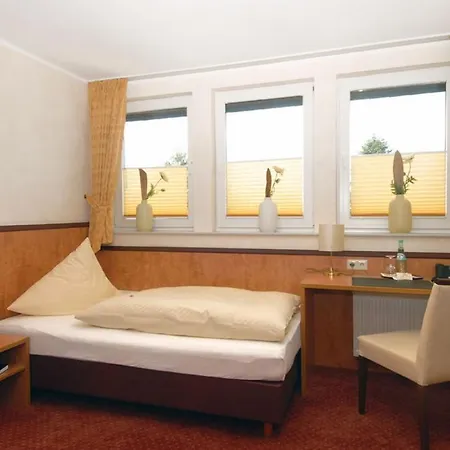 Jaeckel Отель Halle (Westfalen)